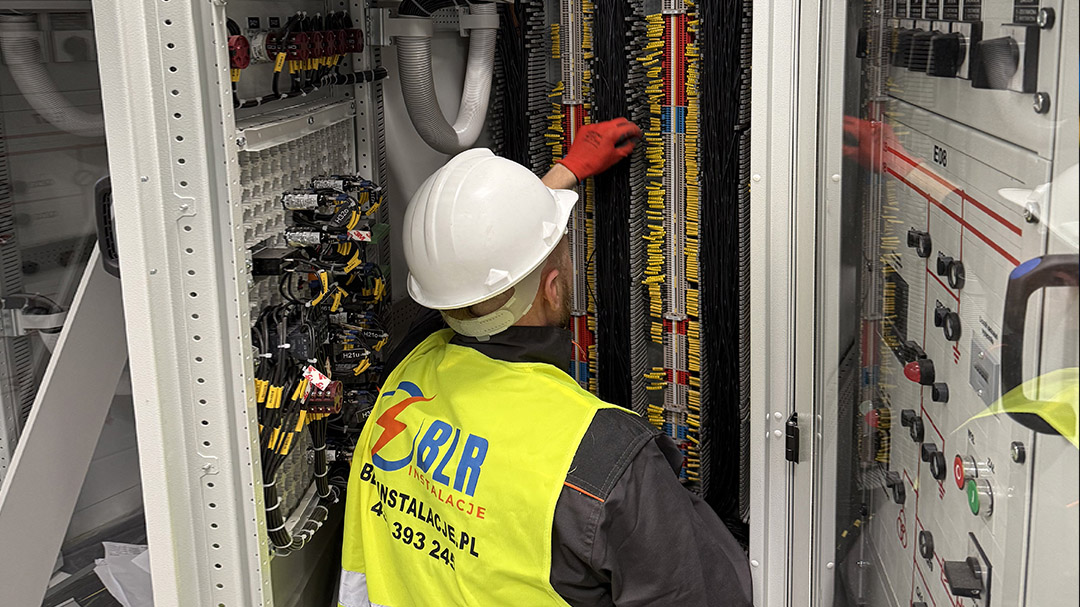 1-montaz-elektryczny